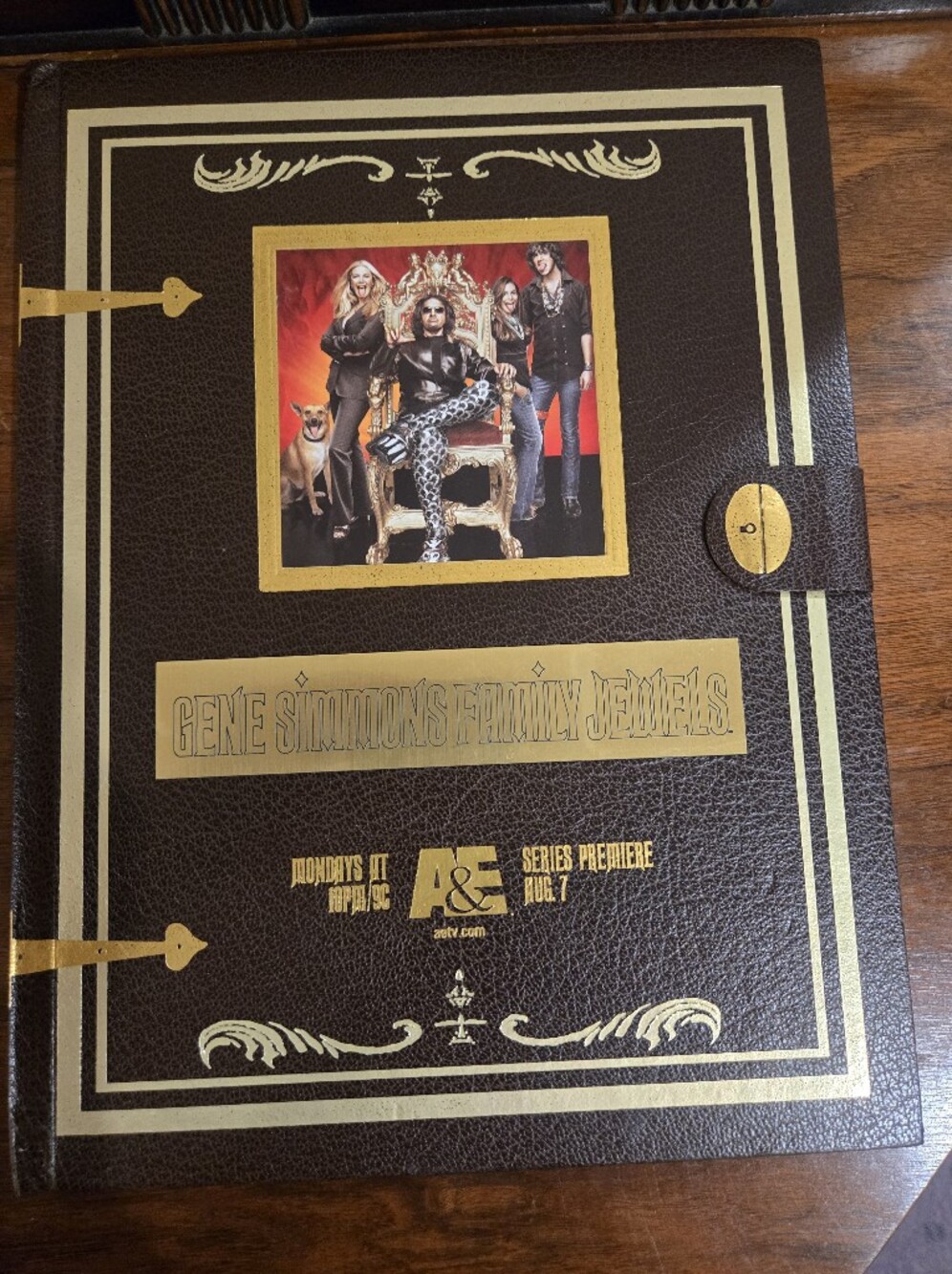 Gene Simmons Family Jewels A&E Reality Show Press Kit W Dvd